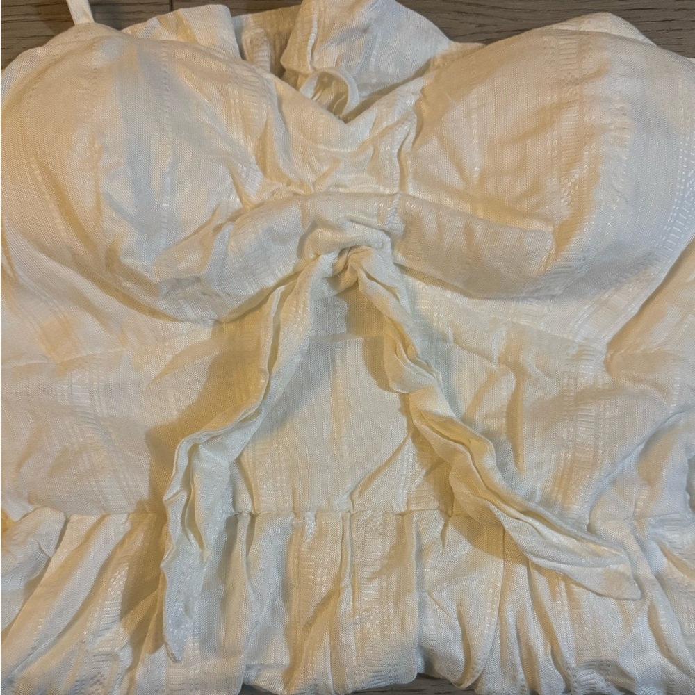 White Front Bow Patterned Romper (XS) - Picture 10 of 10